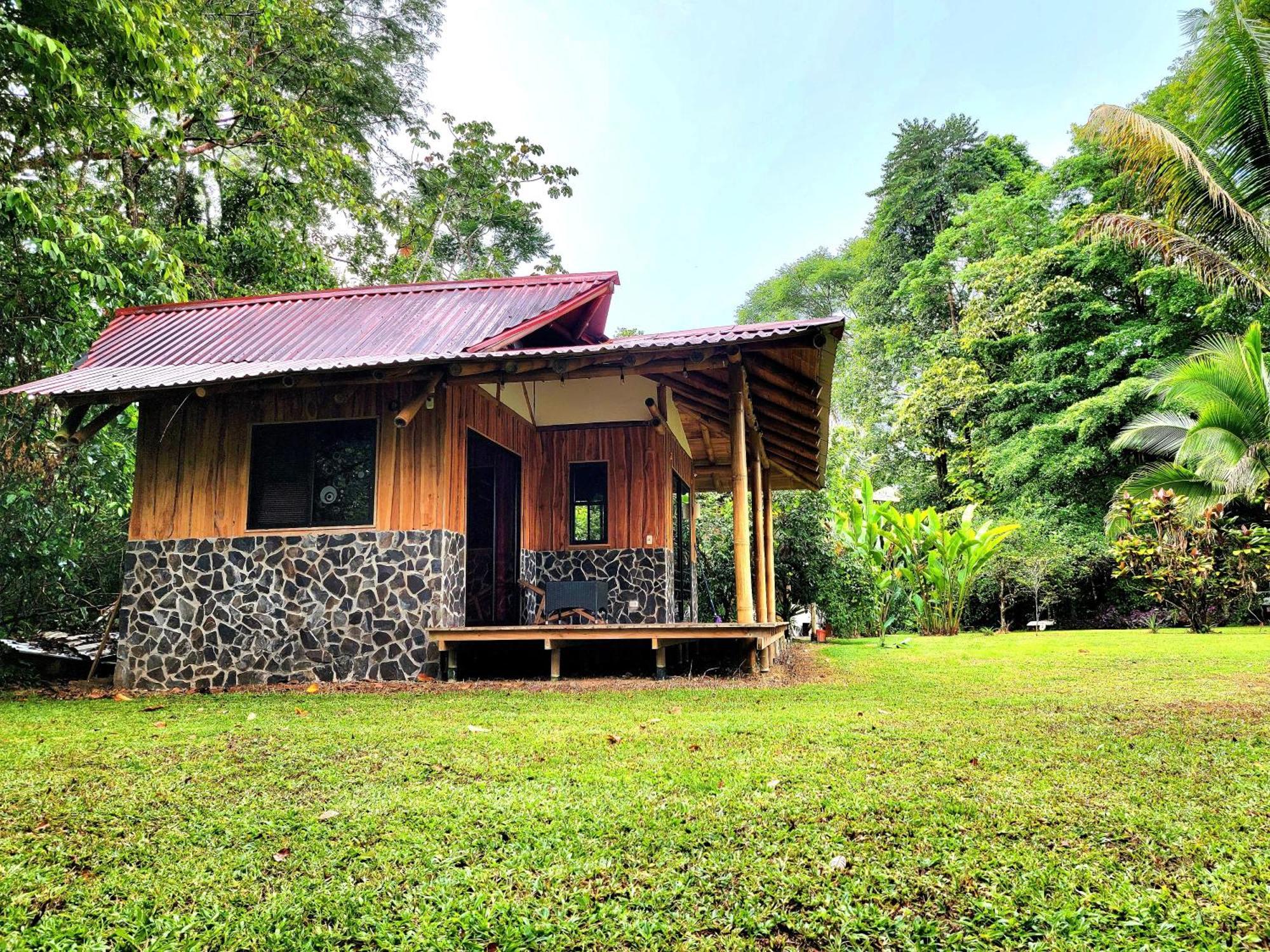 Corcovado Guest House Drake Bay ภายนอก รูปภาพ